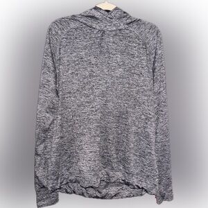 Activewear Top with Pink Details